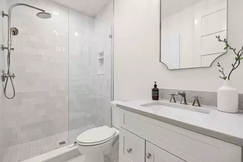 Bath - 39 Macarthur Rd, Wellesley, MA 02482 photo 8 of 8