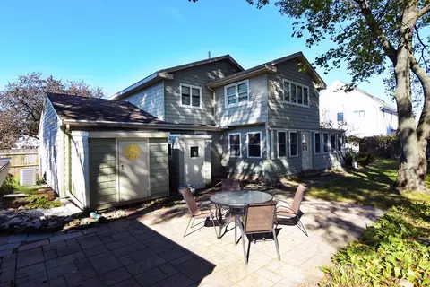 Exterior - 14 Broad St, Danvers, MA 01923 photo 5 of 7