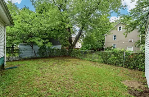 Exterior - 26 Denton Cir, Springfield, MA 01104 photo 5 of 7