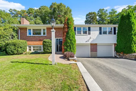 20 Woodchester Cir, Waltham, MA 02451