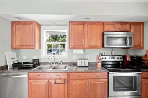 Kitchen - 21 Browns Brook Rd, Webster, MA 01570 photo 2 of 3