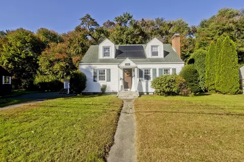 119 Florida Dr, Agawam, MA 01001