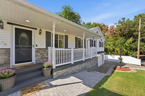 Exterior - 66 Barrison St, Springfield, MA 01109 photo 2 of 8
