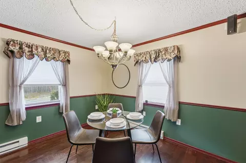 Dining - 66 Barrison St, Springfield, MA 01109 photo 2 of 2