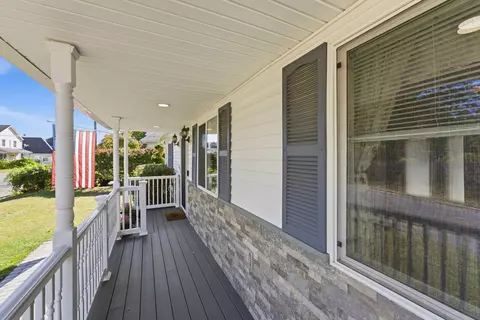 Exterior - 66 Barrison St, Springfield, MA 01109 photo 3 of 8