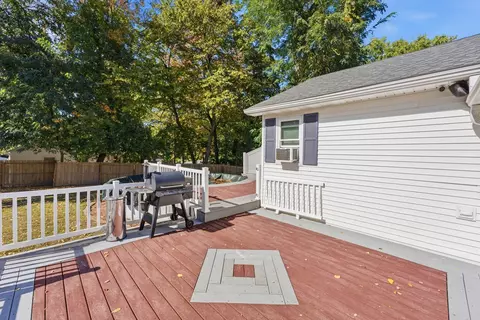 Exterior - 66 Barrison St, Springfield, MA 01109 photo 5 of 8