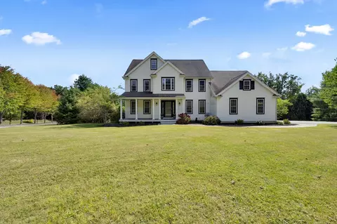 1 Highland Ln, Fiskdale, MA 01518