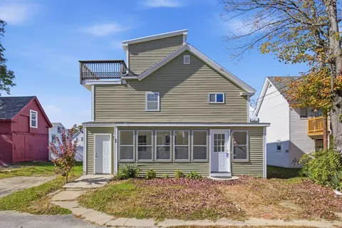 Exterior - 15 E Broadway #REAR -R, Gardner, MA 01440 photo 2 of 3