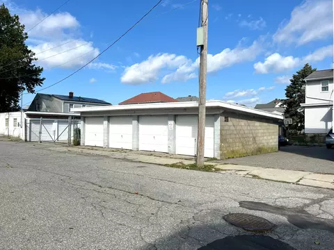 Exterior - 523 Whipple St, Fall River, MA 02724 photo 8 of 10