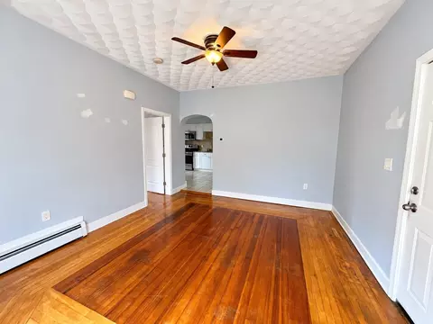Living - 523 Whipple St, Fall River, MA 02724 photo 2 of 4