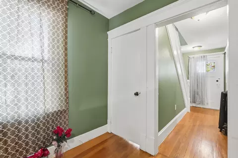 Entry Way - 10 Wilber St, Springfield, MA 01104 photo 1 of 9
