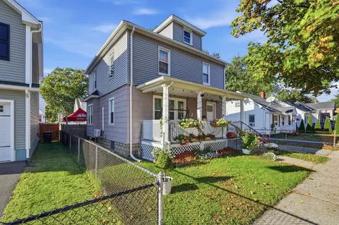 Exterior - 10 Wilber St, Springfield, MA 01104 photo 2 of 8