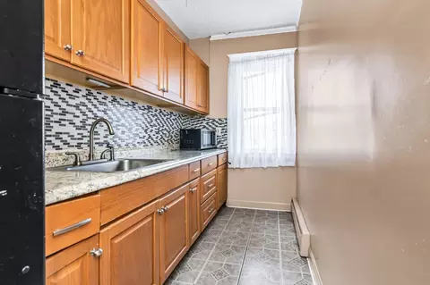 Kitchen - 7 Champlain Ave # -9, Lawrence, MA 01841 photo 1 of 6