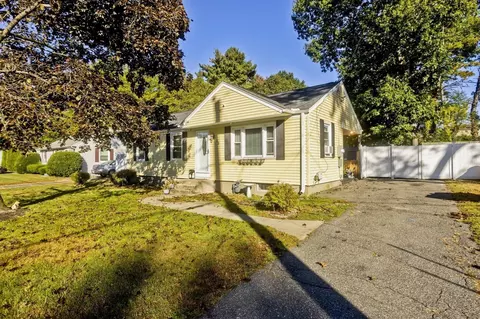 Exterior - 68 Gatewood Rd, Springfield, MA 01119 photo 8 of 9