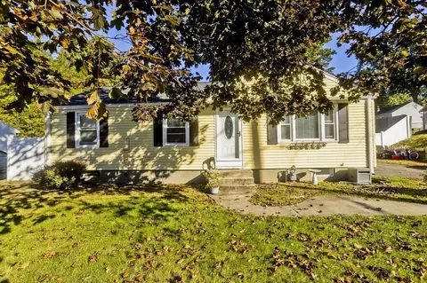 Exterior - 68 Gatewood Rd, Springfield, MA 01119 photo 7 of 9