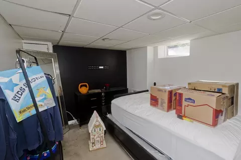 Bedroom - 68 Gatewood Rd, Springfield, MA 01119 photo 7 of 7