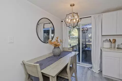 Dining - 68 Gatewood Rd, Springfield, MA 01119 photo 2 of 2