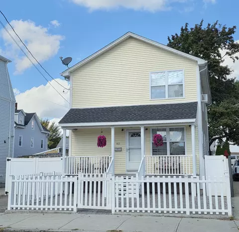 463 Potters Ave, Providence, RI 02907