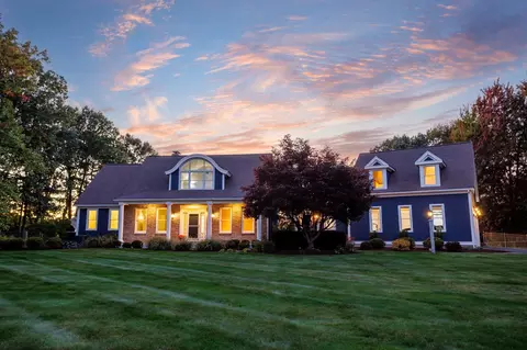 157 Prescott St, West Boylston, MA 01583
