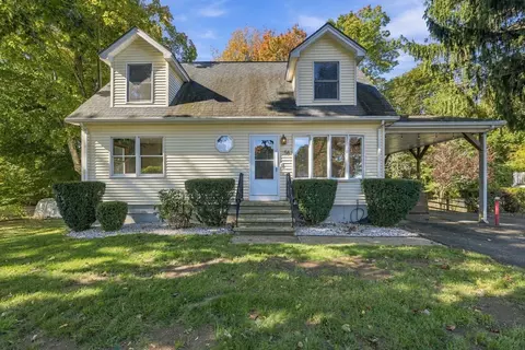 5 Danforth St # -A, Peabody, MA 01960