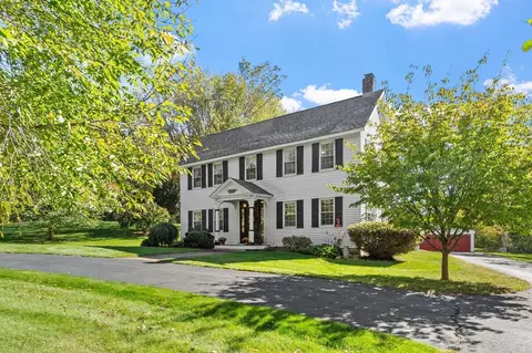 643 Harvard Rd, Lancaster, MA 01523