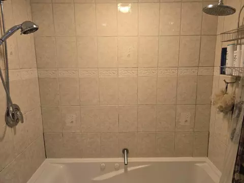 Bath - 39 Walnut St, Saugus, MA 01906 photo 2 of 5
