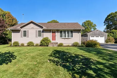 297 Bakerville Rd, Dartmouth, MA 02748