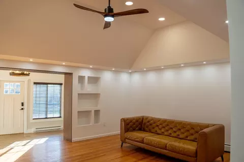 Living - 56 Princess Rd, Springfield, MA 01129 photo 2 of 6