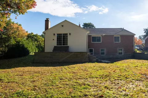 Exterior - 56 Princess Rd, Springfield, MA 01129 photo 2 of 3