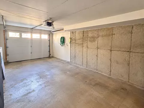 Other - 8 Castlegate Dr #8, Springfield, MA 01129 photo 3 of 4