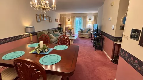 Dining - 8 Castlegate Dr #8, Springfield, MA 01129 photo 1 of 1