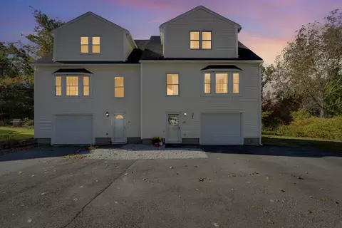 29 Mahogany Run #29, Leominster, MA 01453