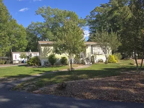 39 S Meadow Village Rd # -9, Carver, MA 02330