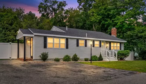 22 Hobson Ave, Wilmington, MA 01887
