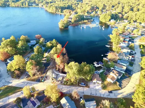38 Bates Point Rd, Webster, MA 01570 photo 5