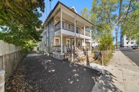 39-41 Westford St, Allston, MA 02134