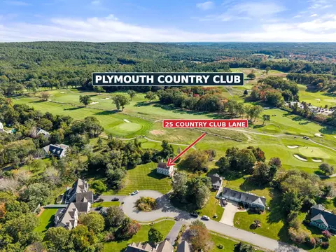 25 Country Club Dr, Plymouth, MA 02360