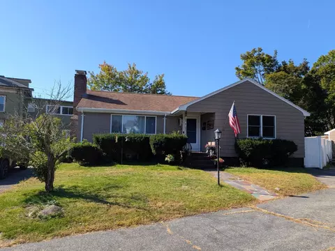 19 Walnut St, Medford, MA 02155