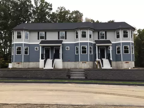 299 Quincy St #BLDG 4, Holbrook, MA 02343