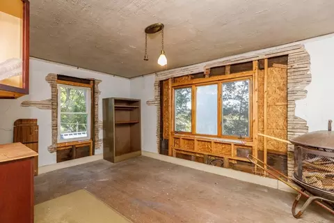 Bedroom - 49 Prospect St, Athol, MA 01331 photo 3 of 3