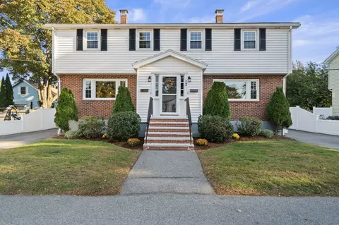 13 Gregg St, Woburn, MA 01801