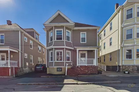 34 Dunbar St, New Bedford, MA 02740