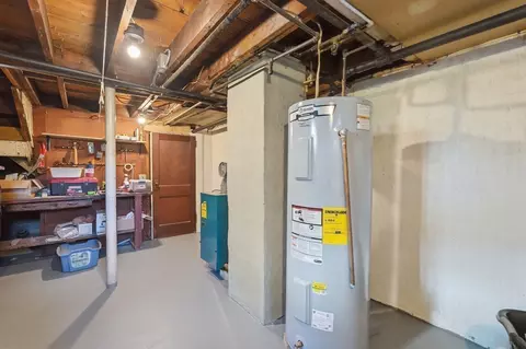 Other - 726 Allen St, Springfield, MA 01118 photo 2 of 12