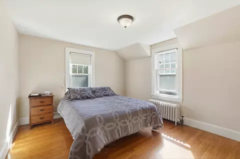 Bedroom - 726 Allen St, Springfield, MA 01118 photo 4 of 5