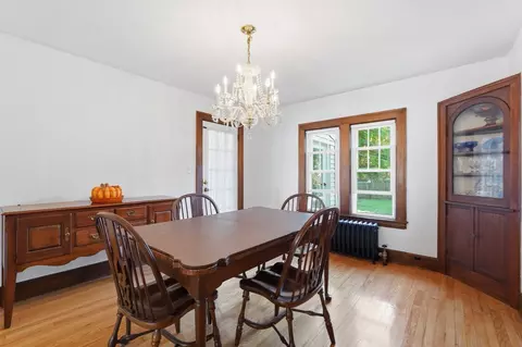 Dining - 726 Allen St, Springfield, MA 01118 photo 2 of 3