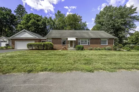 538 Newton St, South Hadley, MA 01075