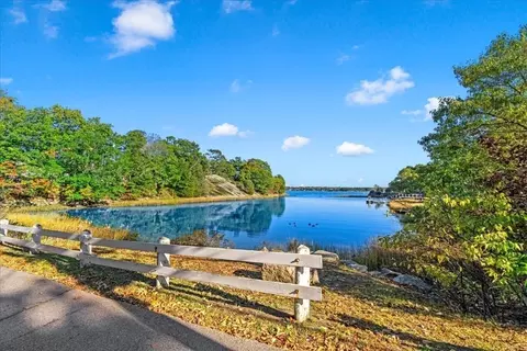 View/Area - 120 Downer Ave, Hingham, MA 02043 photo 1 of 2
