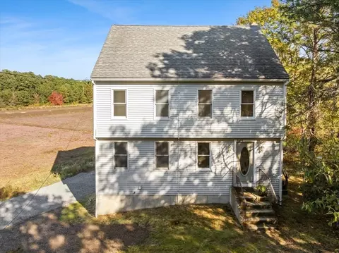 1652 State Rd, Plymouth, MA 02360