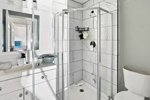 Bath - 96 Decatur St, Indian Orchard, MA 01151 photo 2 of 2