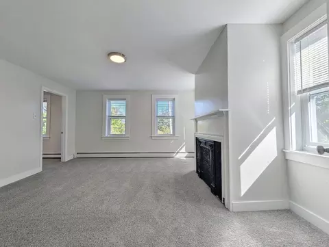 Living - 532 Main St, Wareham, MA 02571 photo 2 of 4